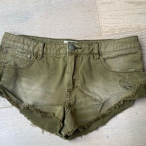 FREE PEOPLE green jean shorts, size 28